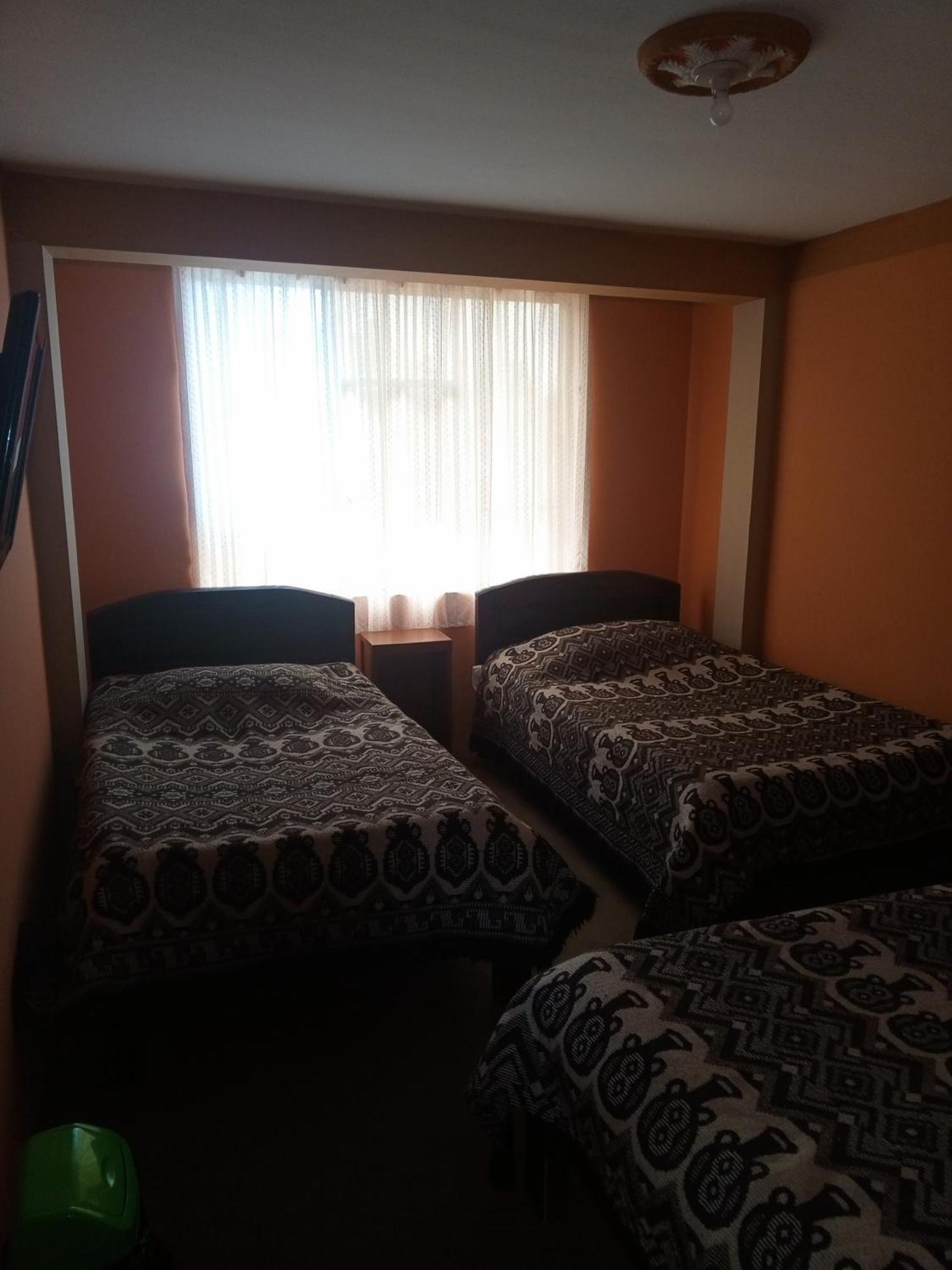 Hostal Puerto Alegre Копакабана Екстер'єр фото
